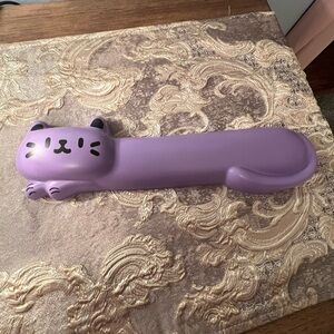 Purple Cat Wrist Rester